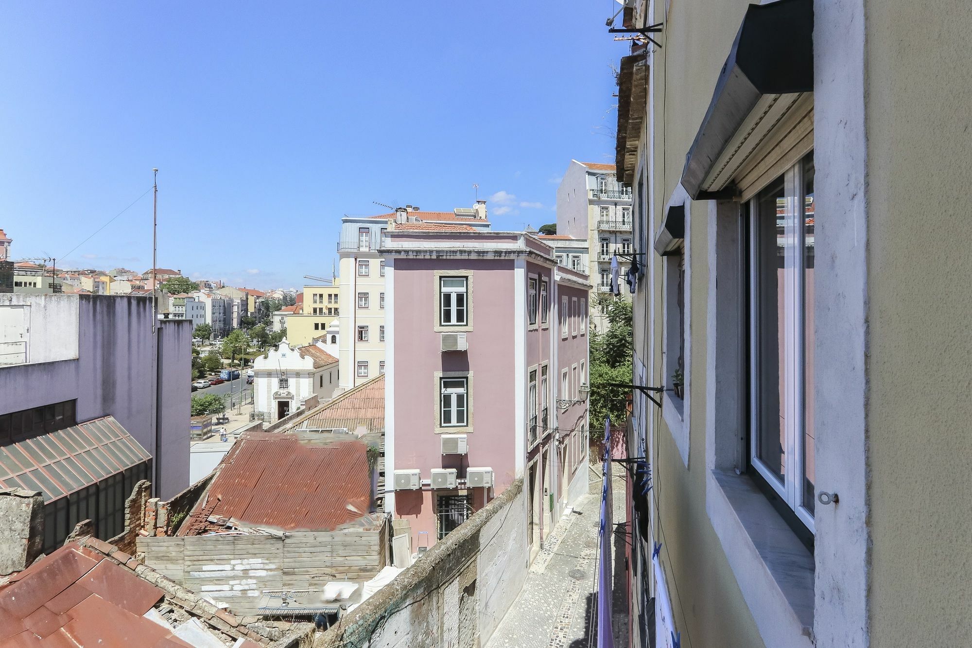 Typical Mouraria By Homing Lägenhet Lisboa Exteriör bild